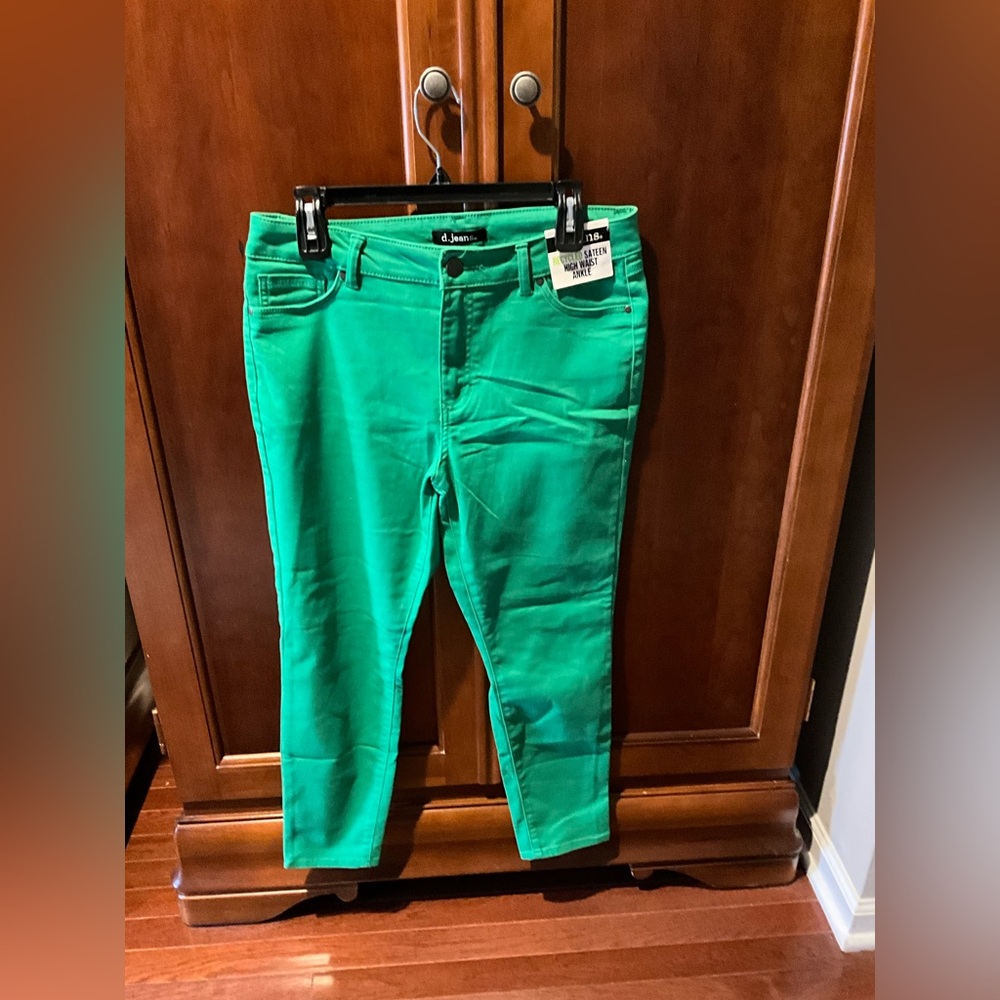 d.jeans Bright Green RECYCLED SATEEN HIGH WAIST ANKLE Size 12